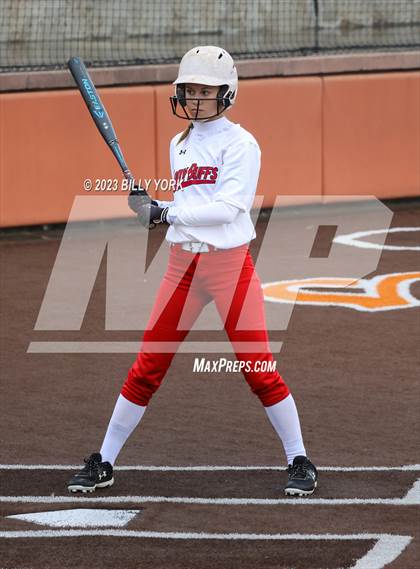 Thumbnail 1 in Grand Saline vs Lone Oak photogallery.
