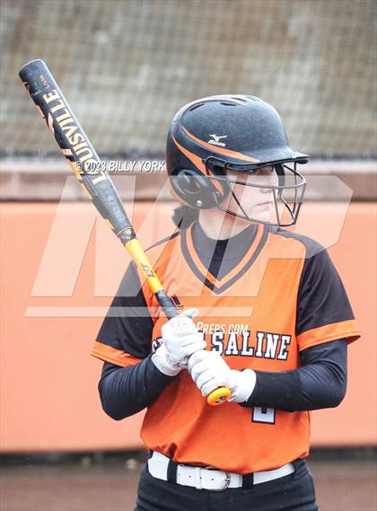 Thumbnail 3 in Grand Saline vs Lone Oak photogallery.