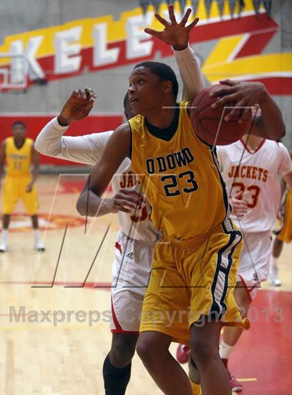 Thumbnail 3 in Bishop O'Dowd @ Berkeley photogallery.