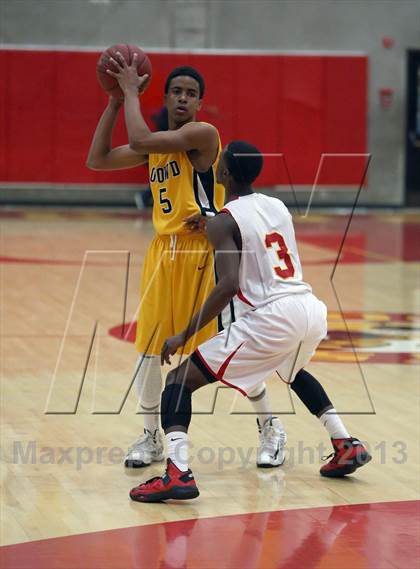 Thumbnail 3 in Bishop O'Dowd @ Berkeley photogallery.