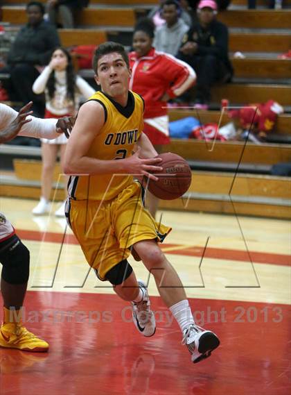 Thumbnail 1 in Bishop O'Dowd @ Berkeley photogallery.