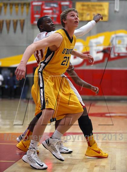 Thumbnail 3 in Bishop O'Dowd @ Berkeley photogallery.