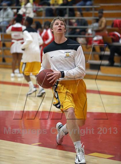 Thumbnail 3 in Bishop O'Dowd @ Berkeley photogallery.