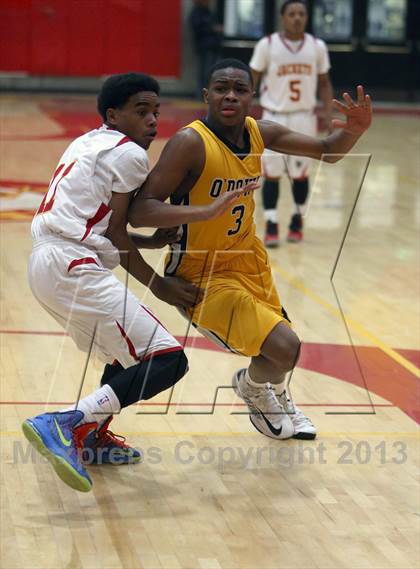 Thumbnail 3 in Bishop O'Dowd @ Berkeley photogallery.