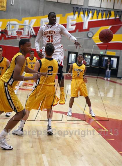 Thumbnail 1 in Bishop O'Dowd @ Berkeley photogallery.