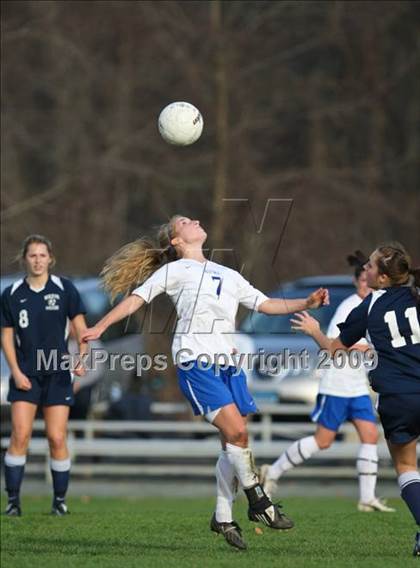 Thumbnail 3 in Wilton vs Avon (CIAC Class L 1st round) photogallery.