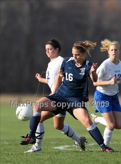 Thumbnail 1 in Wilton vs Avon (CIAC Class L 1st round) photogallery.