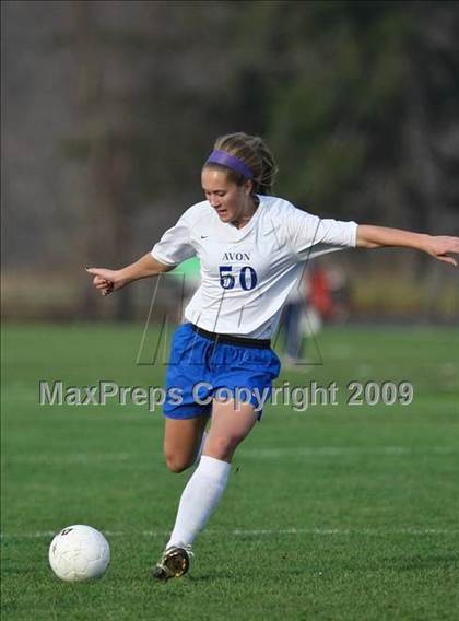 Thumbnail 1 in Wilton vs Avon (CIAC Class L 1st round) photogallery.
