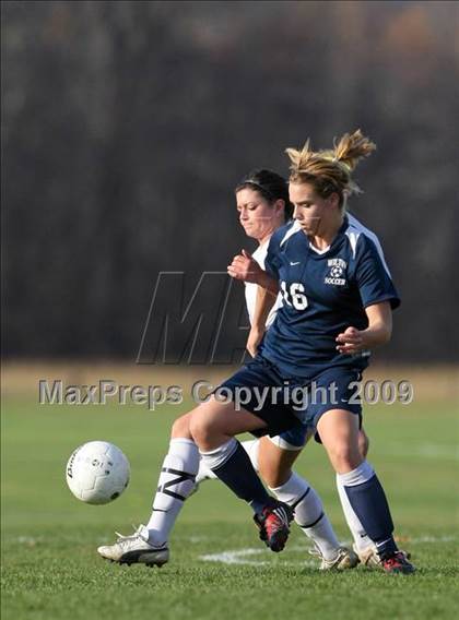 Thumbnail 3 in Wilton vs Avon (CIAC Class L 1st round) photogallery.