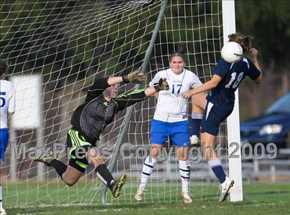 Thumbnail 3 in Wilton vs Avon (CIAC Class L 1st round) photogallery.