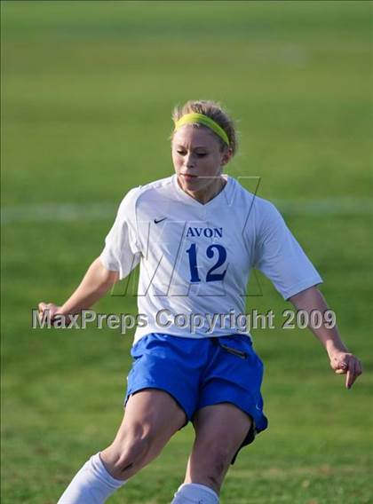 Thumbnail 3 in Wilton vs Avon (CIAC Class L 1st round) photogallery.