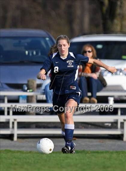 Thumbnail 1 in Wilton vs Avon (CIAC Class L 1st round) photogallery.