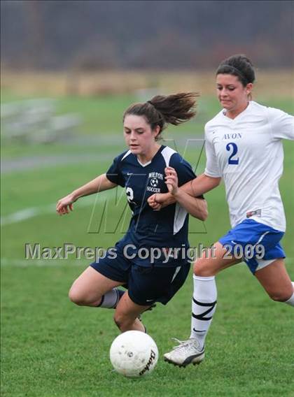 Thumbnail 2 in Wilton vs Avon (CIAC Class L 1st round) photogallery.
