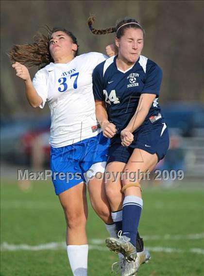 Thumbnail 3 in Wilton vs Avon (CIAC Class L 1st round) photogallery.