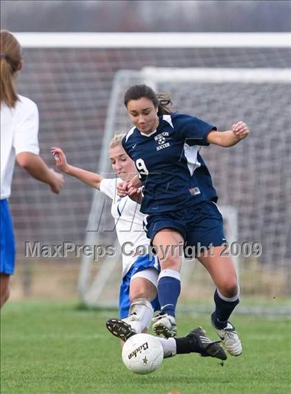 Thumbnail 3 in Wilton vs Avon (CIAC Class L 1st round) photogallery.