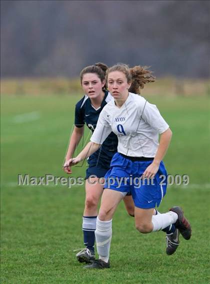 Thumbnail 3 in Wilton vs Avon (CIAC Class L 1st round) photogallery.