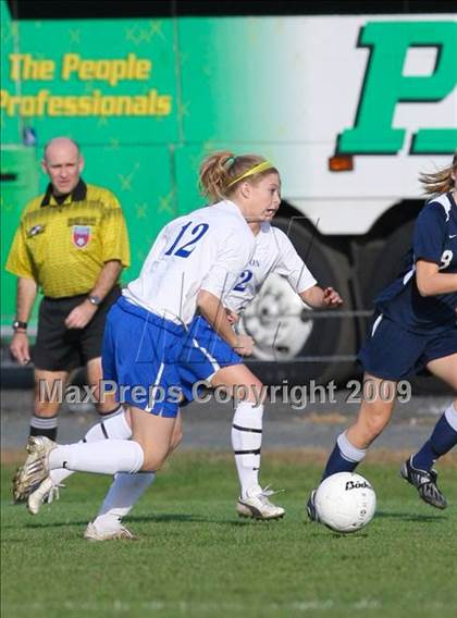 Thumbnail 2 in Wilton vs Avon (CIAC Class L 1st round) photogallery.