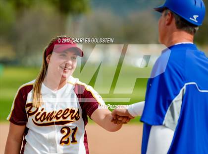Thumbnail 1 in Simi Valley vs. Agoura photogallery.