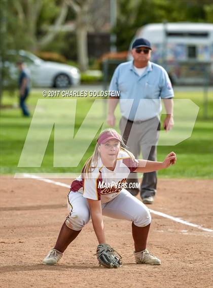 Thumbnail 1 in Simi Valley vs. Agoura photogallery.