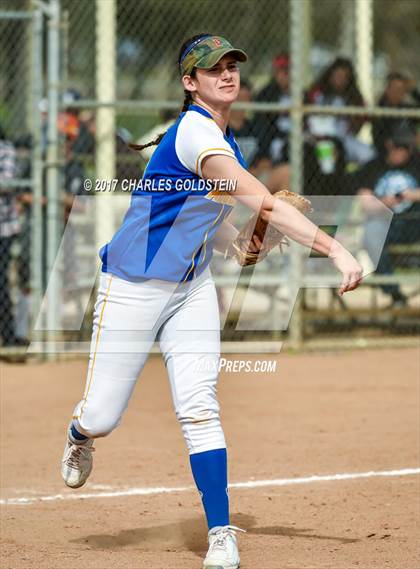 Thumbnail 3 in Simi Valley vs. Agoura photogallery.
