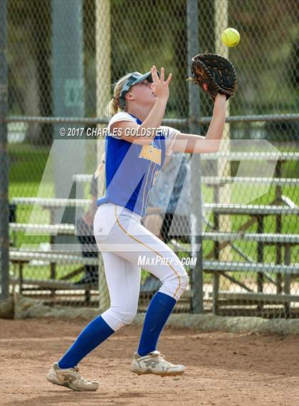 Thumbnail 3 in Simi Valley vs. Agoura photogallery.