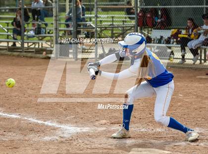 Thumbnail 2 in Simi Valley vs. Agoura photogallery.