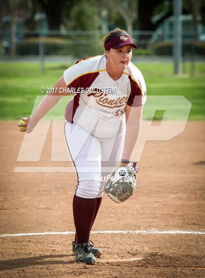 Thumbnail 3 in Simi Valley vs. Agoura photogallery.