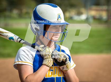 Thumbnail 2 in Simi Valley vs. Agoura photogallery.
