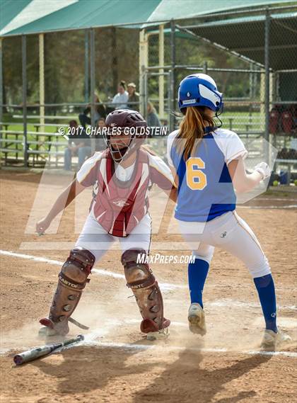 Thumbnail 2 in Simi Valley vs. Agoura photogallery.