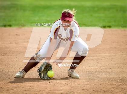 Thumbnail 3 in Simi Valley vs. Agoura photogallery.