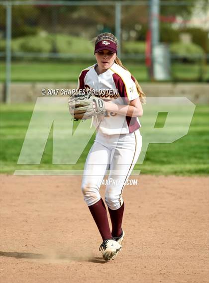 Thumbnail 1 in Simi Valley vs. Agoura photogallery.