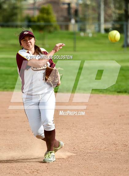 Thumbnail 3 in Simi Valley vs. Agoura photogallery.