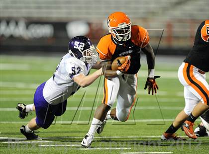 Thumbnail 2 in Gonzaga vs. McDonogh (I-95 Kickoff Classic) photogallery.
