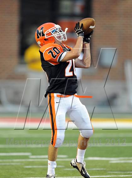Thumbnail 3 in Gonzaga vs. McDonogh (I-95 Kickoff Classic) photogallery.