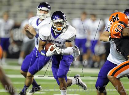 Thumbnail 2 in Gonzaga vs. McDonogh (I-95 Kickoff Classic) photogallery.