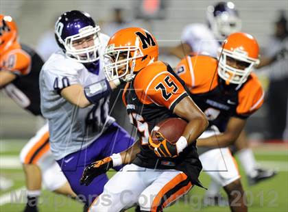 Thumbnail 2 in Gonzaga vs. McDonogh (I-95 Kickoff Classic) photogallery.