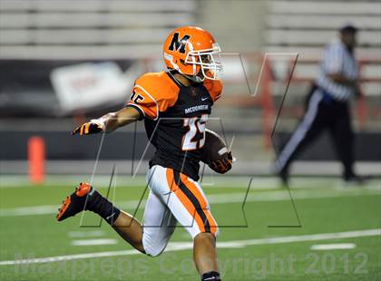Thumbnail 2 in Gonzaga vs. McDonogh (I-95 Kickoff Classic) photogallery.