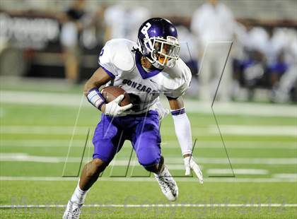 Thumbnail 2 in Gonzaga vs. McDonogh (I-95 Kickoff Classic) photogallery.