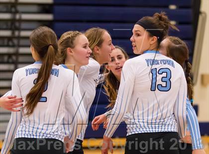 Thumbnail 1 in McLean @ Yorktown photogallery.