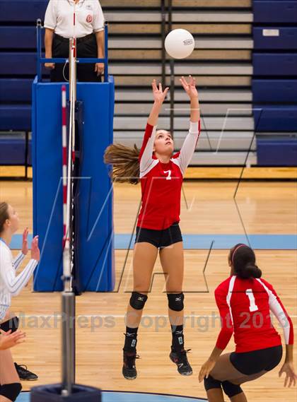 Thumbnail 2 in McLean @ Yorktown photogallery.