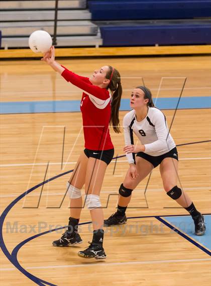 Thumbnail 3 in McLean @ Yorktown photogallery.