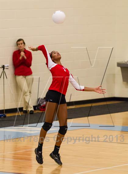 Thumbnail 3 in McLean @ Yorktown photogallery.