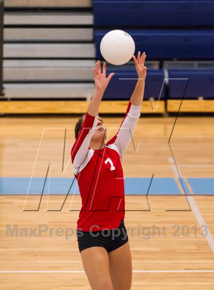 Thumbnail 3 in McLean @ Yorktown photogallery.