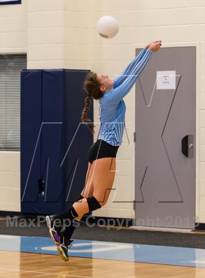 Thumbnail 3 in McLean @ Yorktown photogallery.