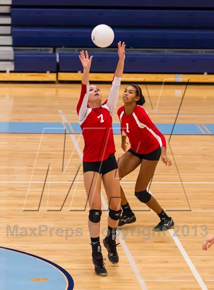 Thumbnail 3 in McLean @ Yorktown photogallery.