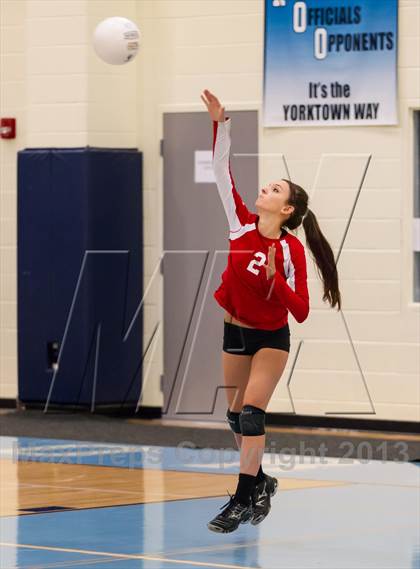 Thumbnail 1 in McLean @ Yorktown photogallery.
