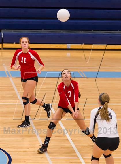 Thumbnail 2 in McLean @ Yorktown photogallery.