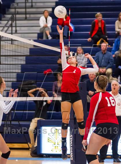 Thumbnail 1 in McLean @ Yorktown photogallery.