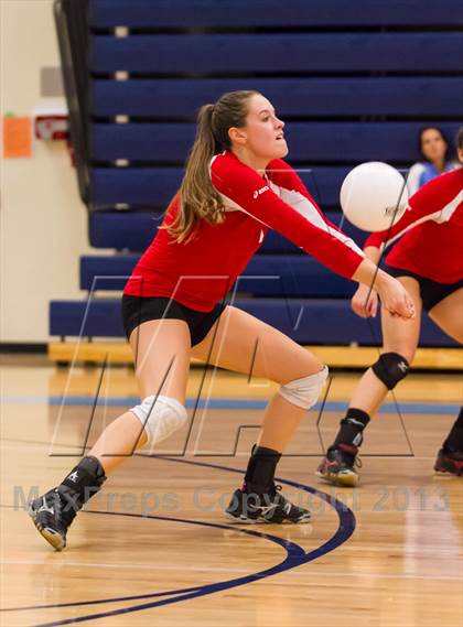 Thumbnail 3 in McLean @ Yorktown photogallery.