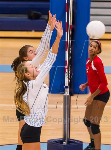 Thumbnail 3 in McLean @ Yorktown photogallery.